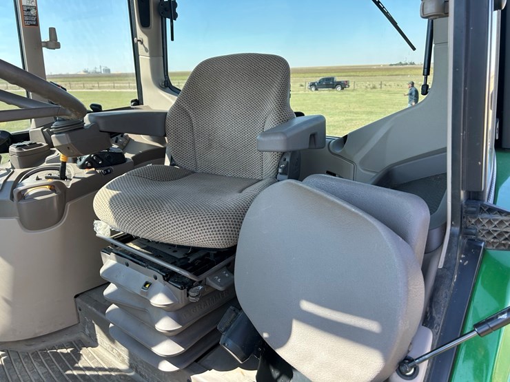 2023-john-deere-6130m-image-26