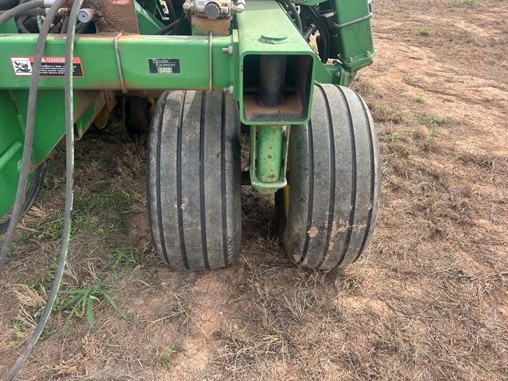 john-deere-1850-image-14