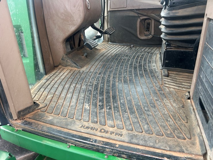 john-deere-9320-image-29