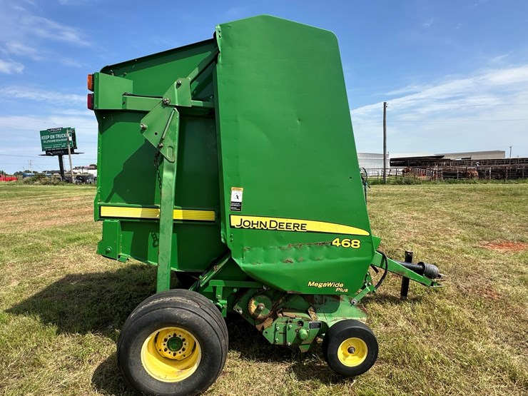 john-deere-468-image-2