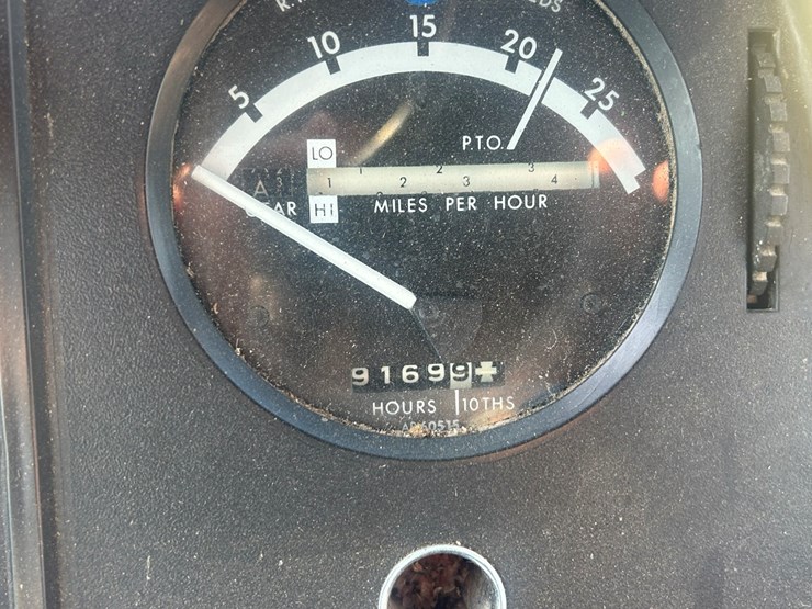 john-deere-4240-image-28