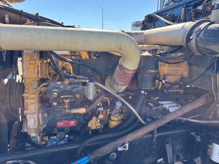1998-peterbilt-379-image-8