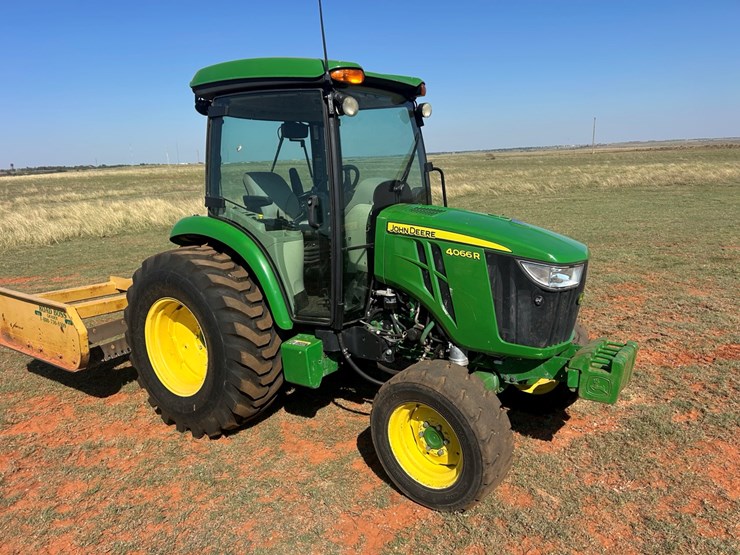 john-deere-4066r-image-23