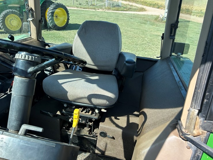 1993-john-deere-4960-image-26