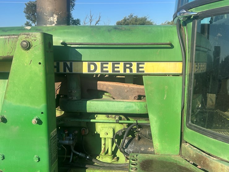 john-deere-4240-image-15