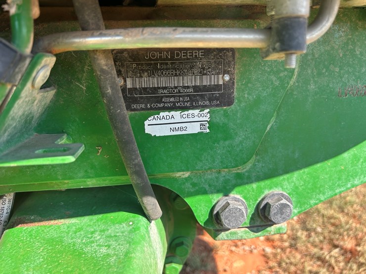 john-deere-4066r-image-29