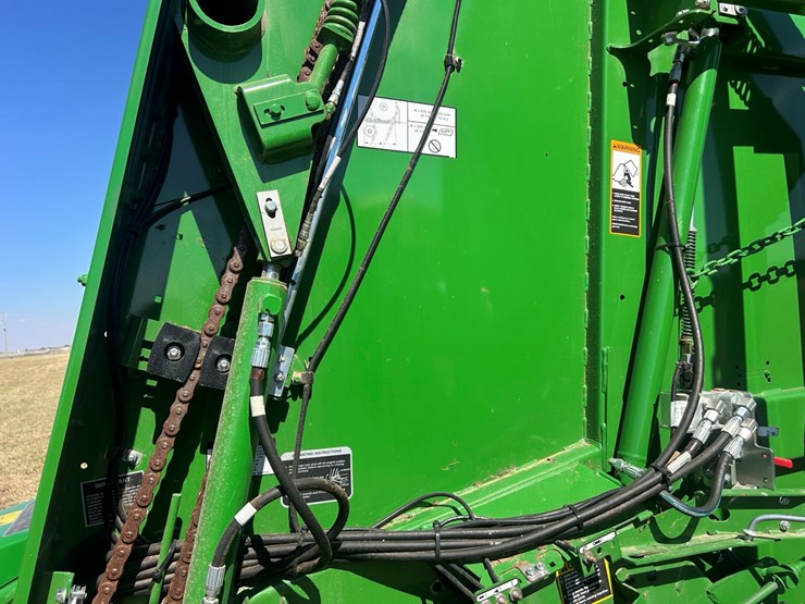 #6-•-2024-john-deere-561m-image-26