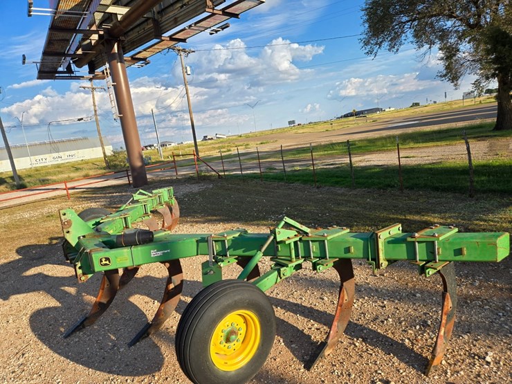 john-deere-915-image-3