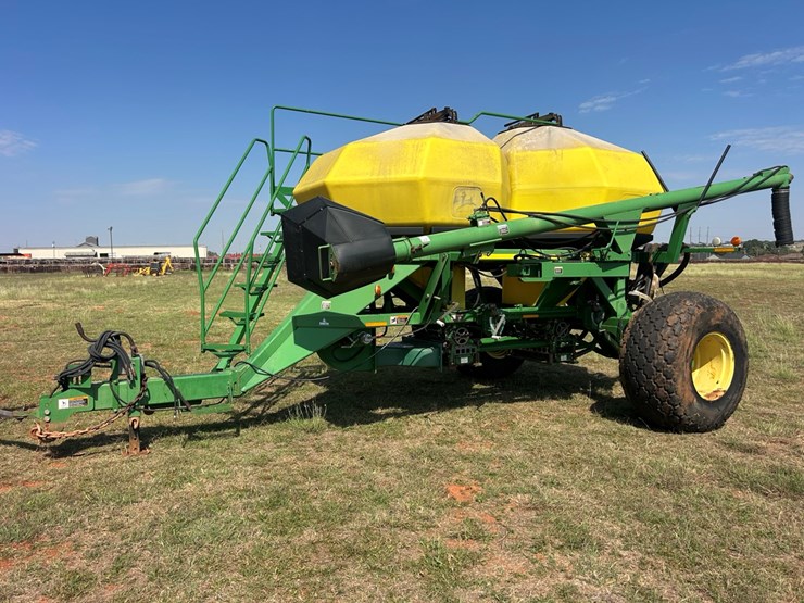 john-deere-1900-image-13