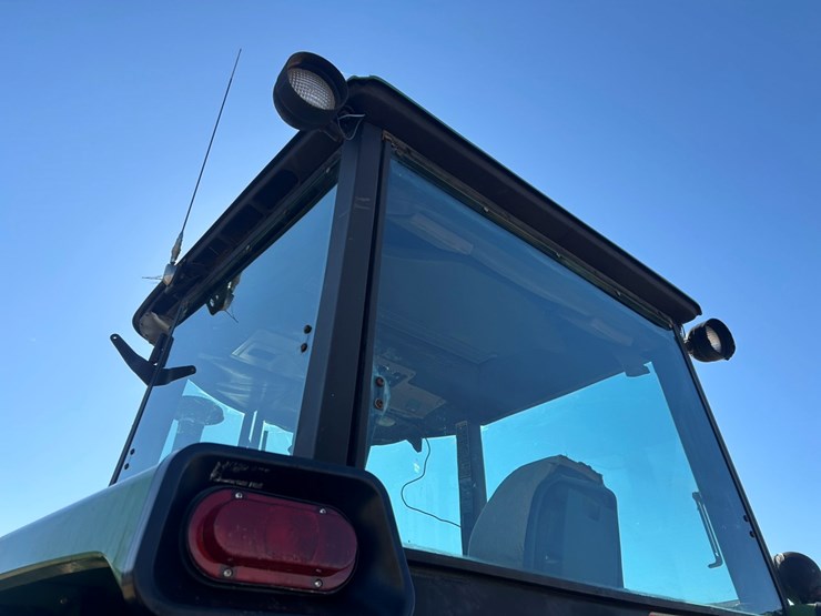 john-deere-4850-image-10