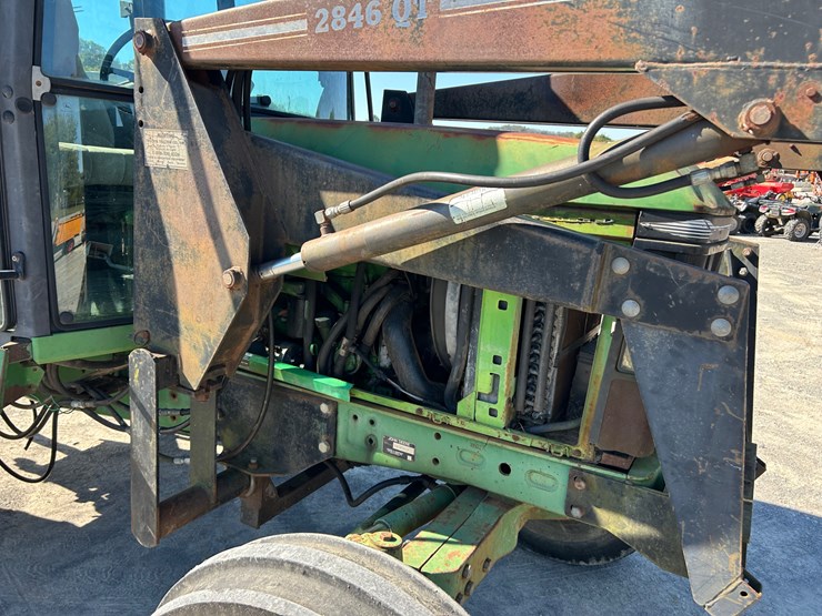 john-deere-6400-image-10