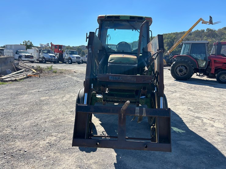 john-deere-6400-image-9