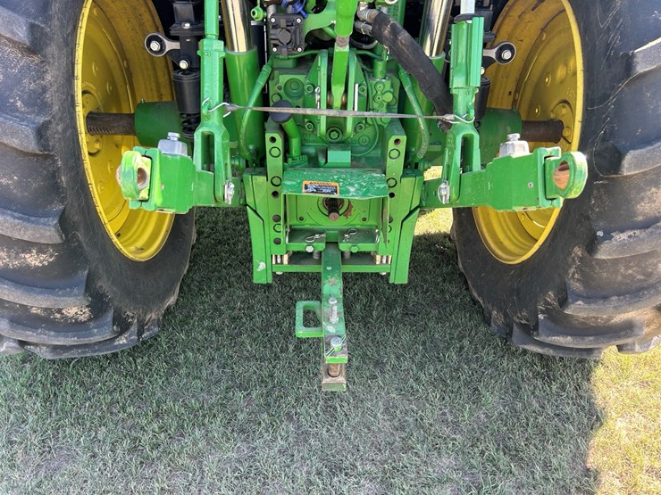 2023-john-deere-6130m-image-5