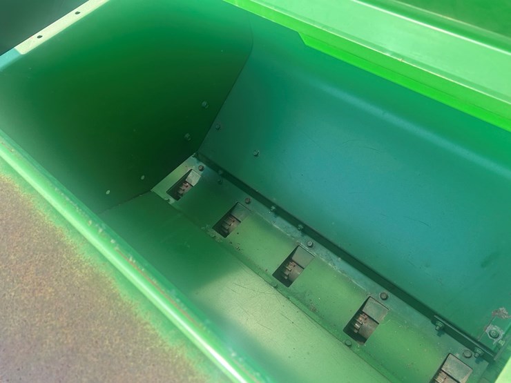 john-deere-450-image-21