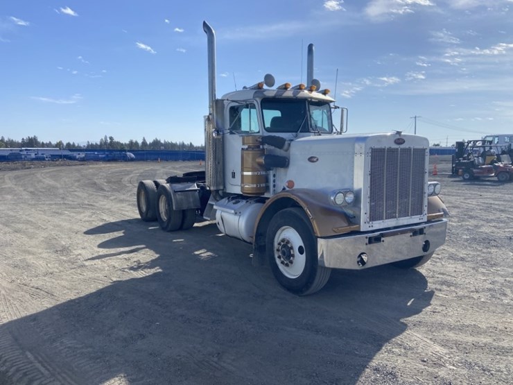 1984-peterbilt-359-image-7
