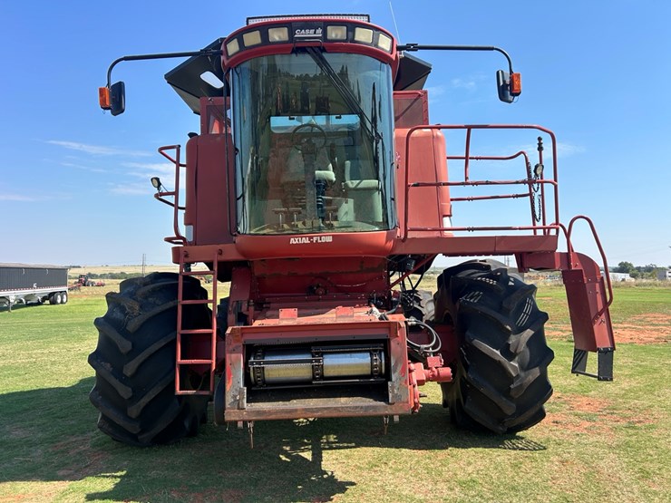 2004-case-ih-2388-image-21