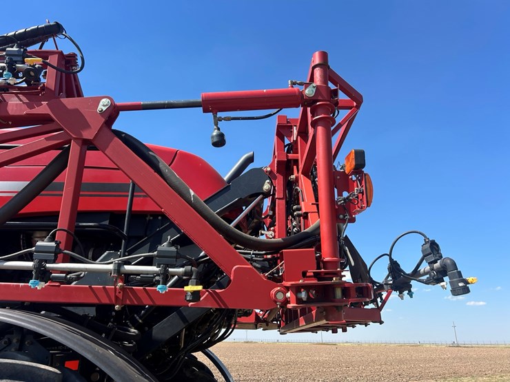 2020-case-ih-patriot-4440-image-26