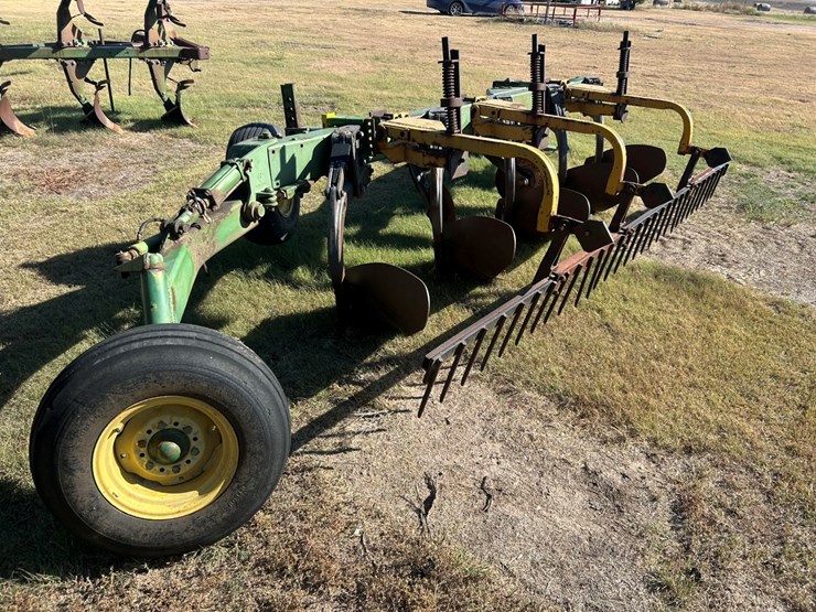 john-deere-2600-image-4