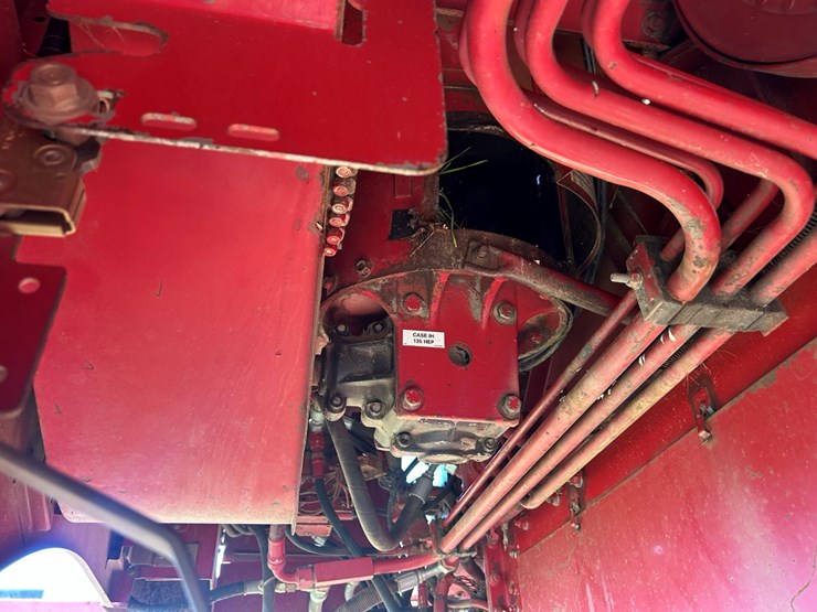 2004-case-ih-2388-image-15