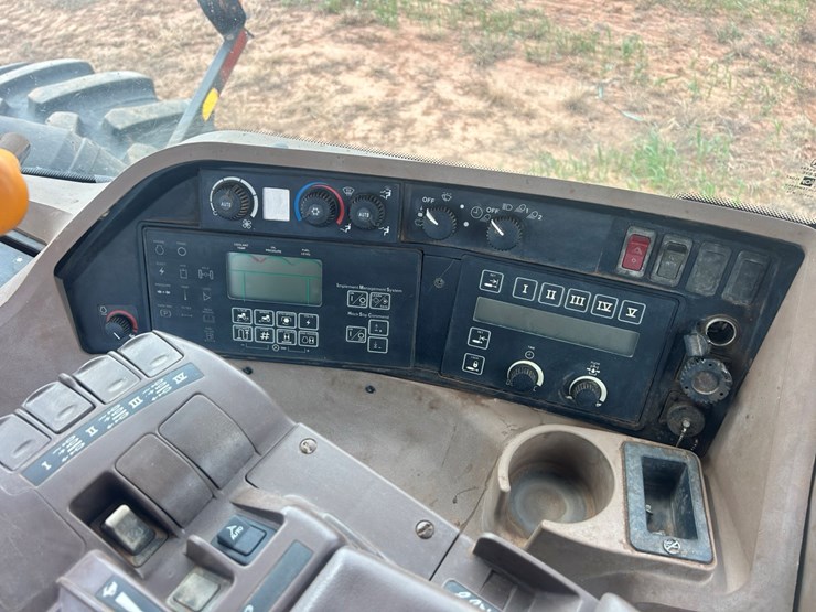 john-deere-9320-image-32
