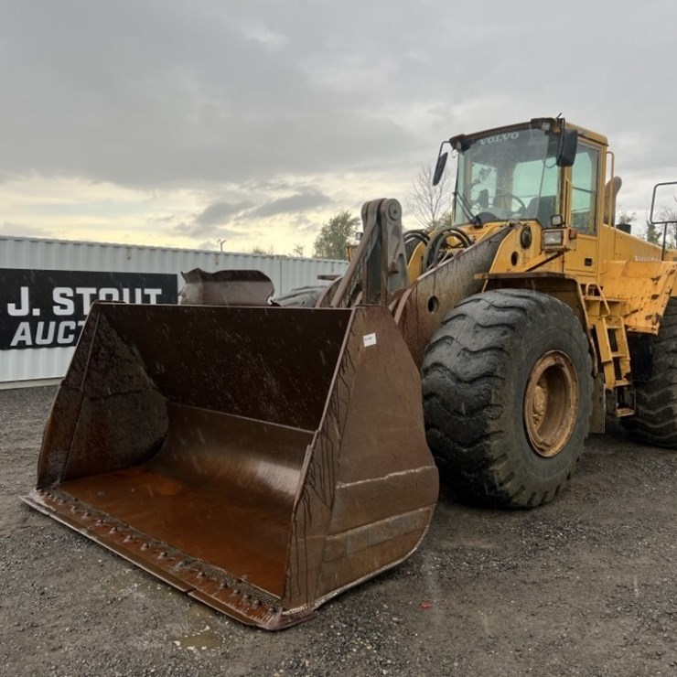 2003 VOLVO L220E
