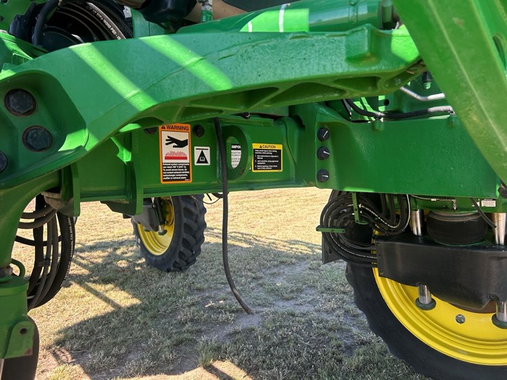 2021-john-deere-r4038-image-20