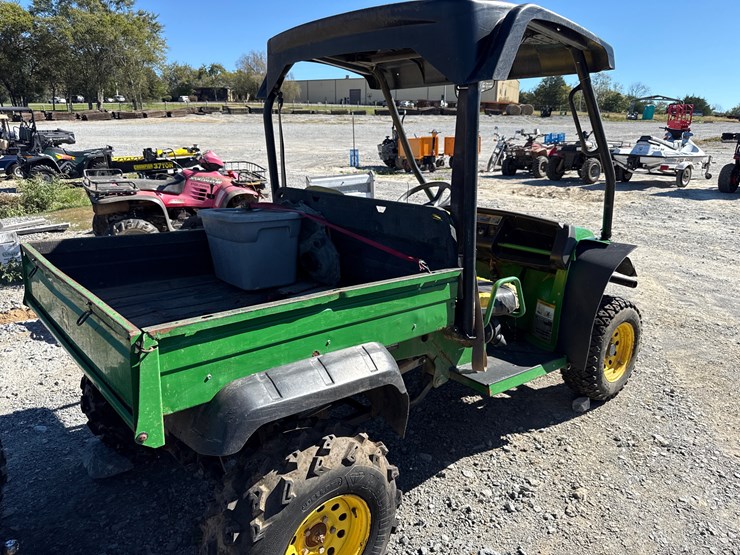 john-deere-gator-image-5