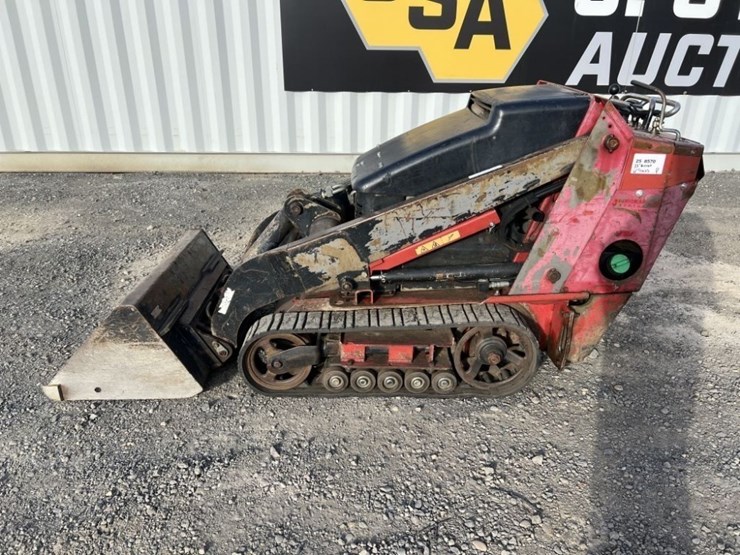 2018-toro-dingo-tx525-mini-compact-track-loader-image-7
