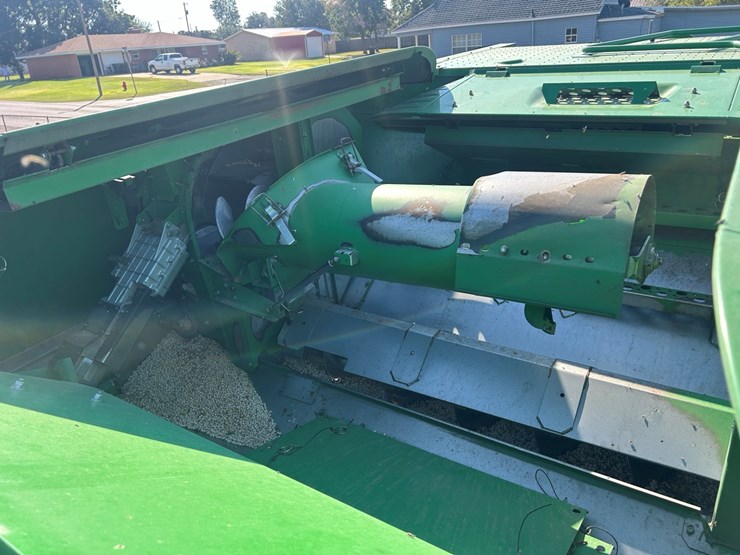 2010-john-deere-2010-image-22