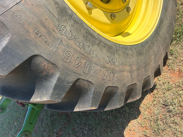 2014-john-deere-7210r-image-11