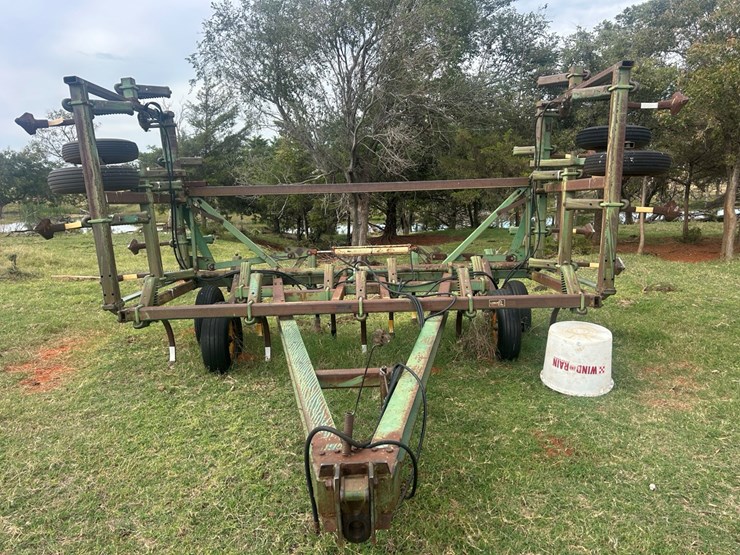 john-deere-1610-image-8