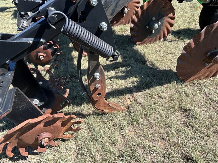 great-plains-np30a-image-9