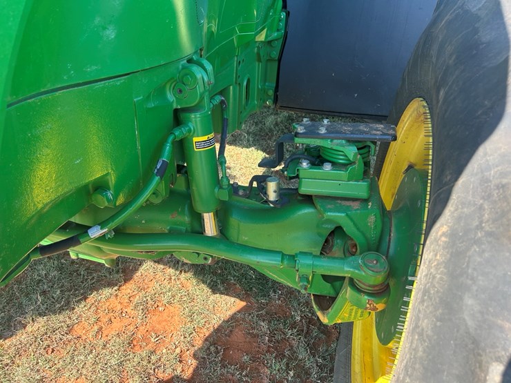 2014-john-deere-7210r-image-21
