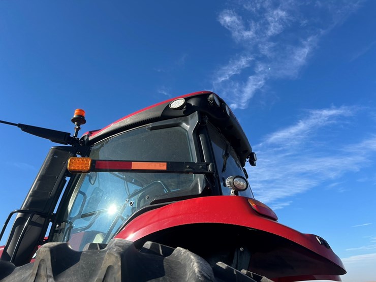2022-case-ih-magnum-340-image-29
