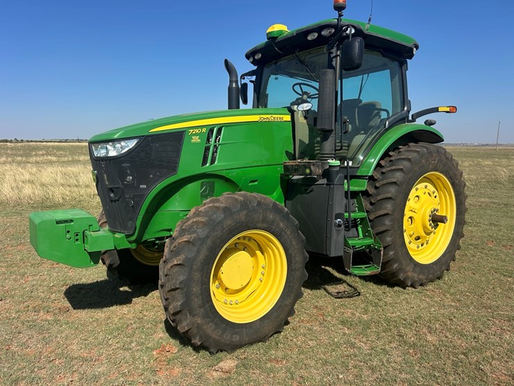 2014-john-deere-7210r-image-35