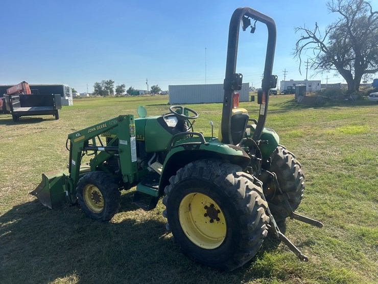 john-deere-4400-image-5