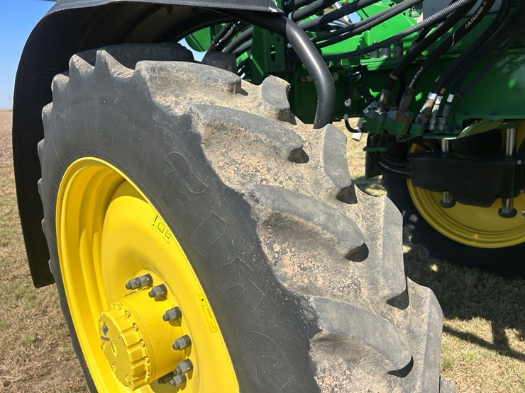 2021-john-deere-r4038-image-9