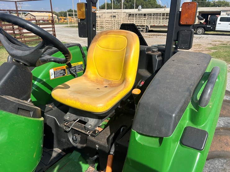 john-deere-4066m-image-12