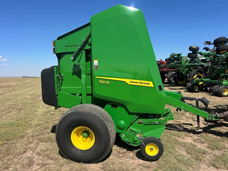 #6-•-2024-john-deere-561m-image-2