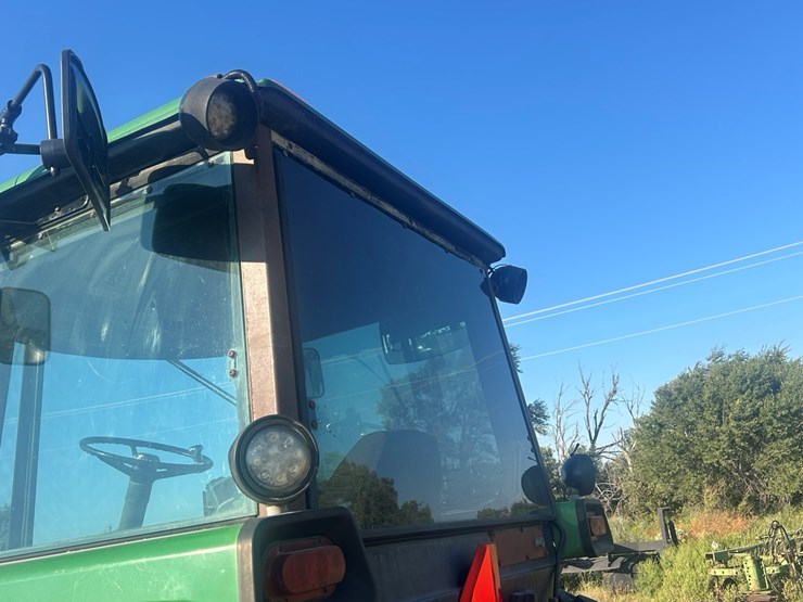 john-deere-4240-image-11