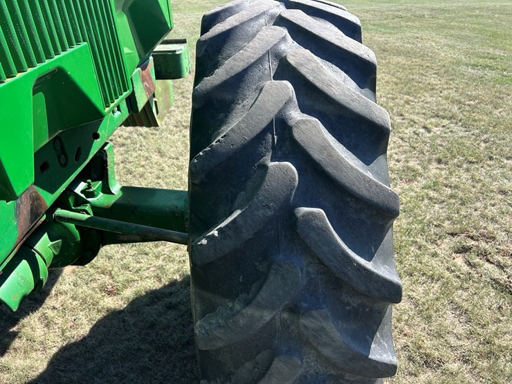 1993-john-deere-4960-image-17