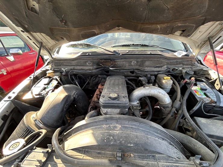 2005-dodge-ram-3500-image-13