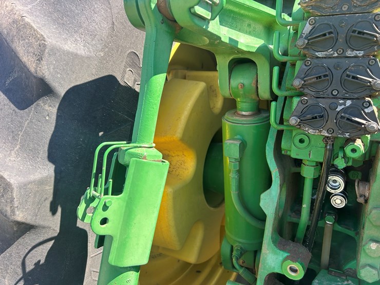 2005-john-deere-8420-image-9