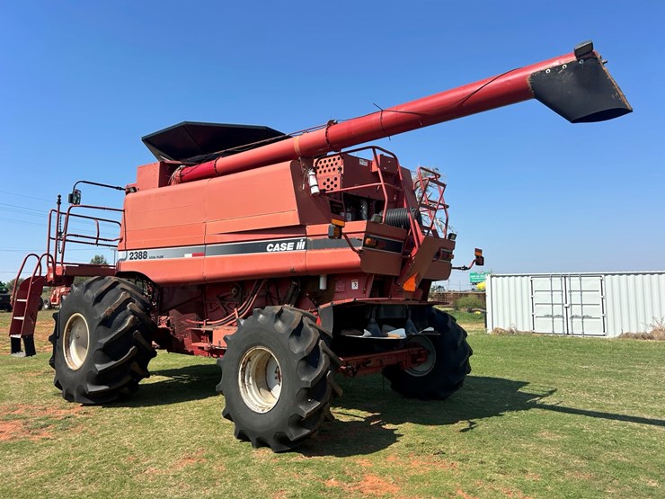 2004-case-ih-2388-image-3