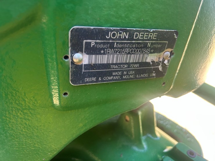 2012-john-deere-7215r-image-38