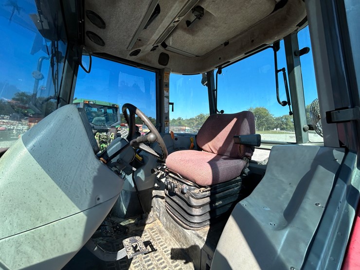 massey-ferguson-4235-image-13