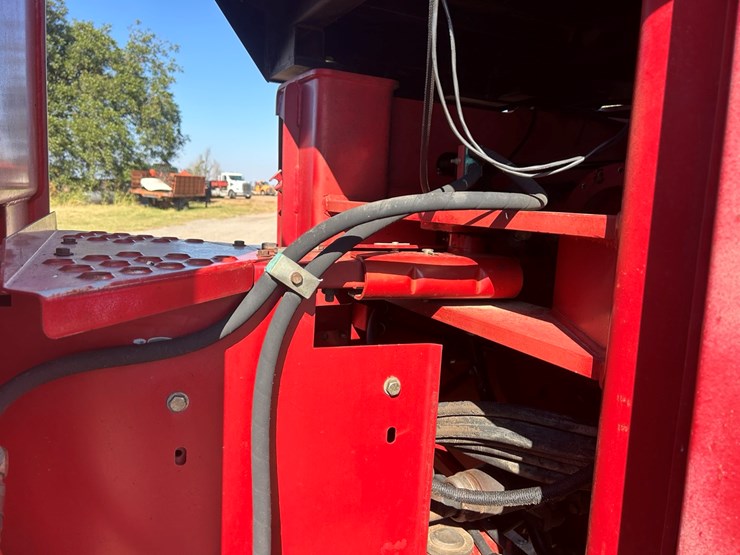 2000-case-ih-9370-image-43