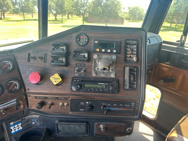 1999-caterpillar-c12-image-30