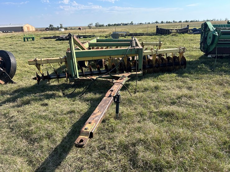 john-deere-340-image-2