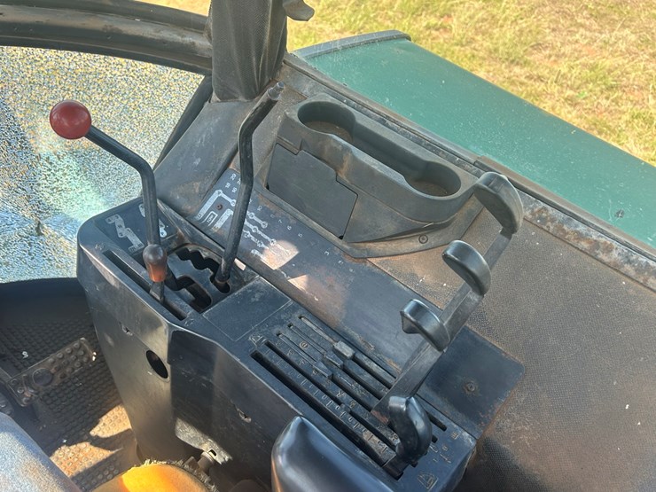 john-deere-4640-image-22